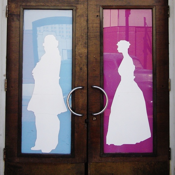 Meet your Posher, Kris! - Picture 1 of 1